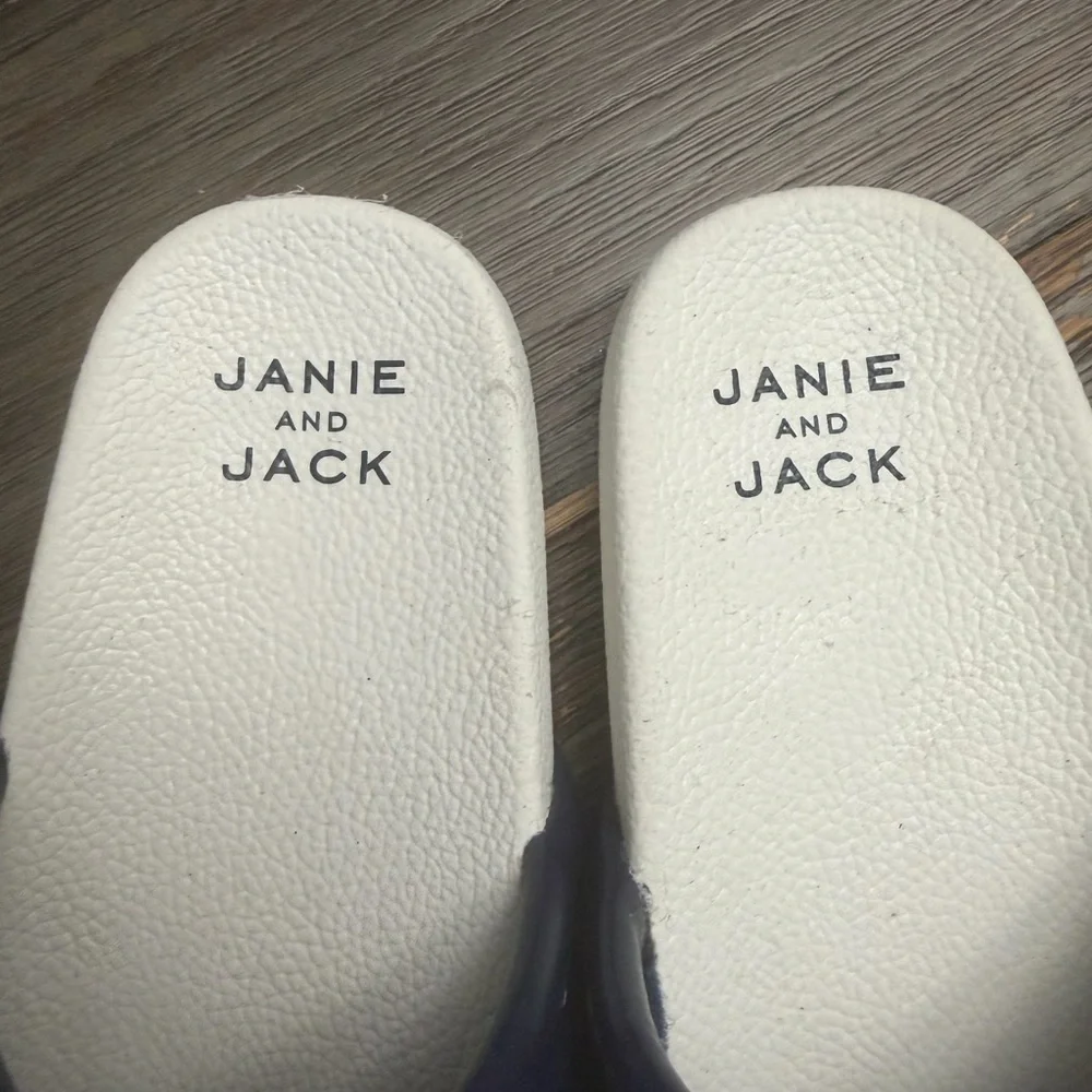 Janie and Jack Navy Blue Cross Strap Pool Slides sandals size 10  NWOT